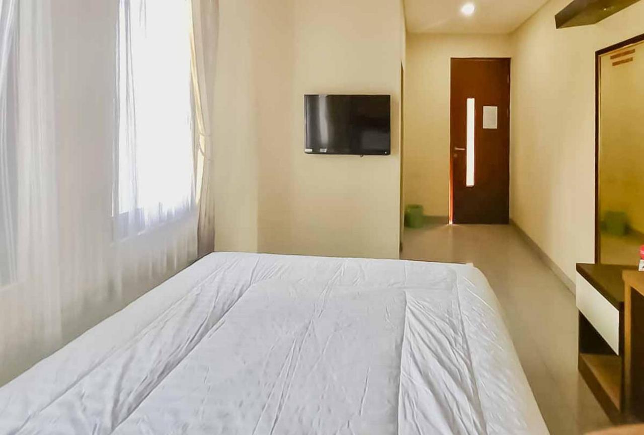 RedDoorz @ Jalan Raya Kaliwungu Selatan Kendal Hotel Luaran gambar